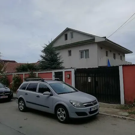 Vila Georgiana Gazde/Camere de închiriat